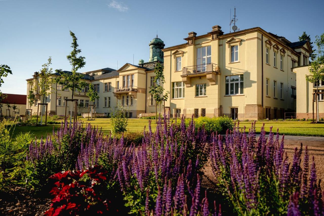 Hotel Zamecek Poděbrady Exterior foto